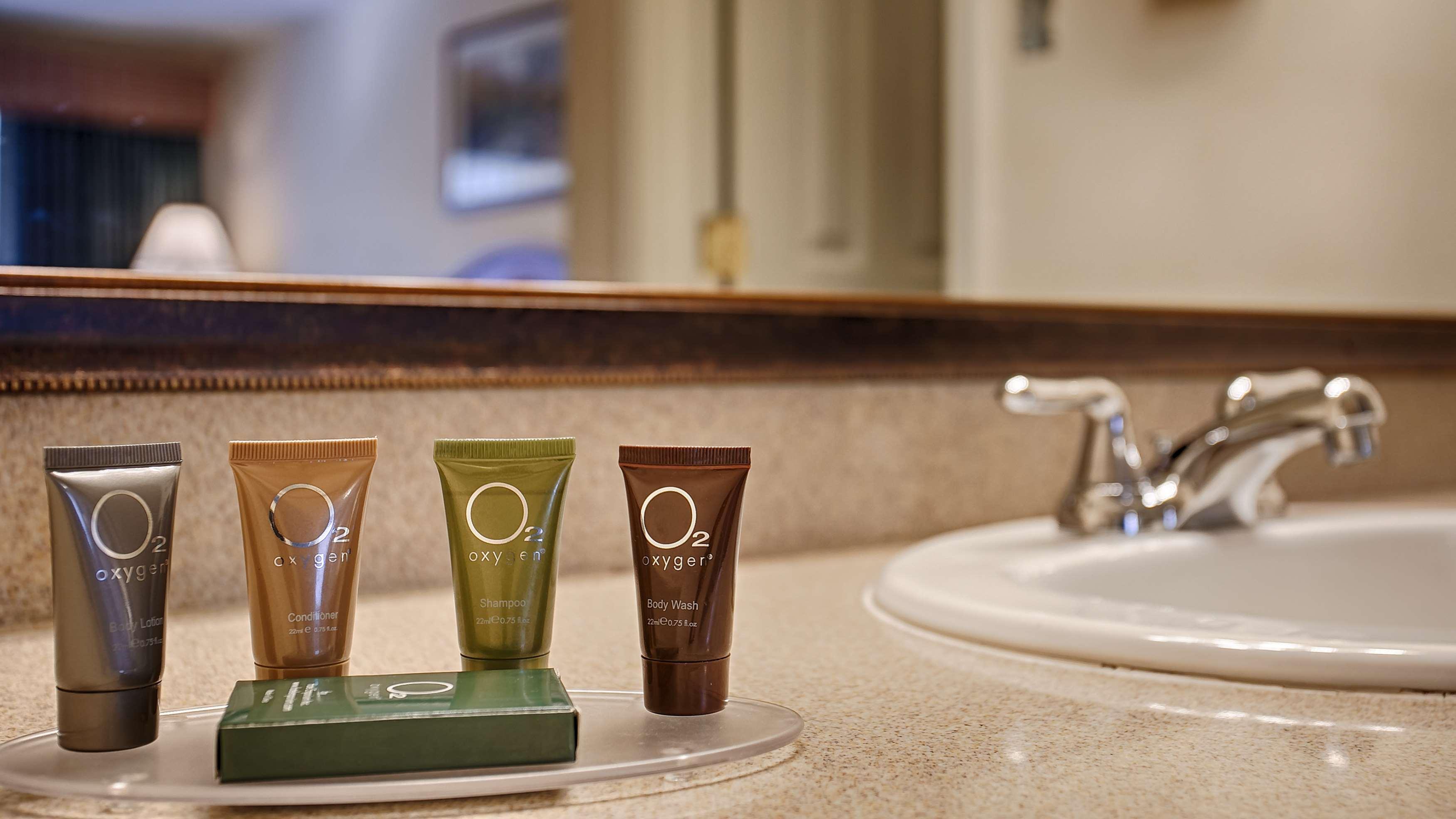 Best Western Plus Brunswick Bath Bagian luar foto