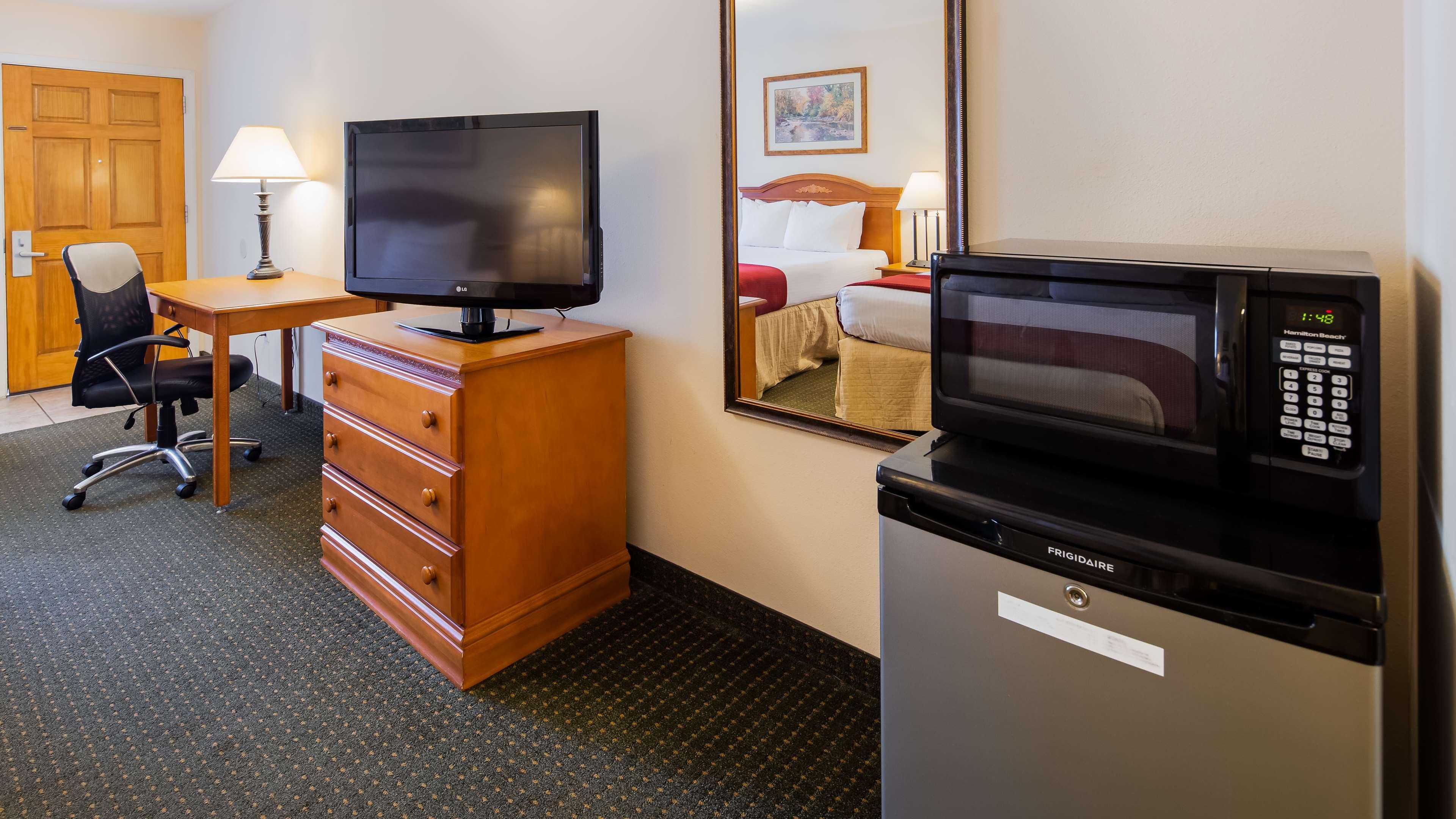 Best Western Plus Brunswick Bath Bagian luar foto