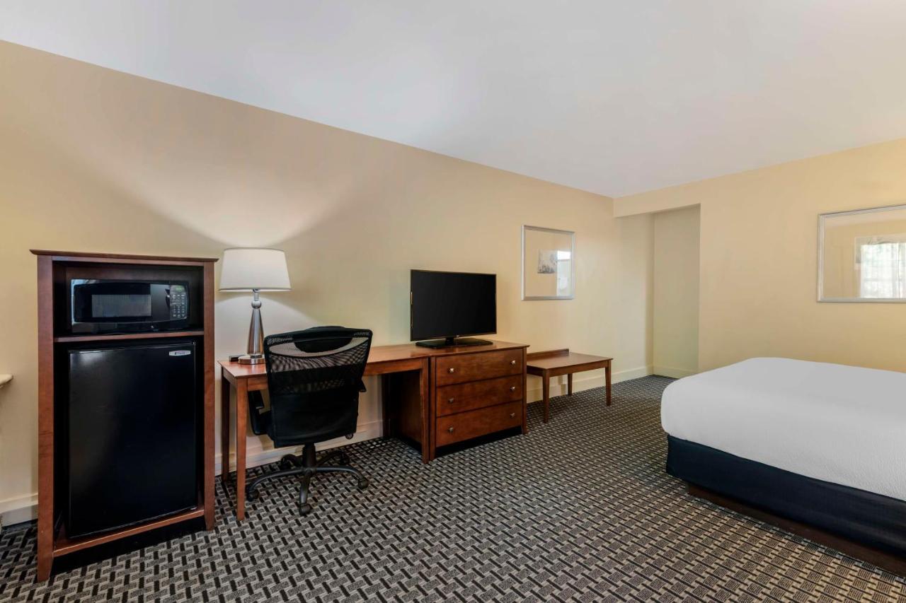 Best Western Plus Brunswick Bath Bagian luar foto